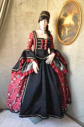 Vestito-Veneziano-del-1700