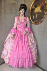Marie Antoinette Bals de Versailles Costume (7)