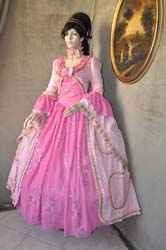 Marie Antoinette Bals de Versailles Costume (8)