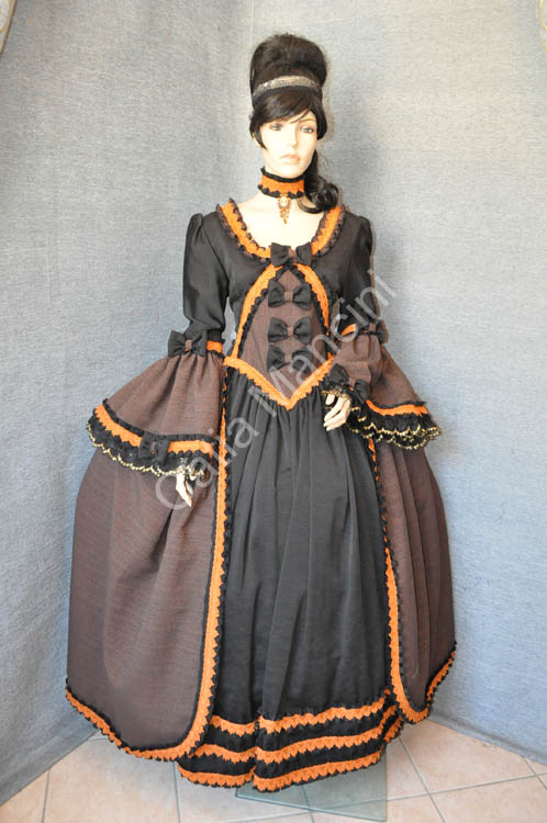 Vestito Storico  del 1700 (2)