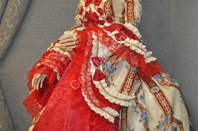 Vestito femminile ballo cavalchina 1700 (11)