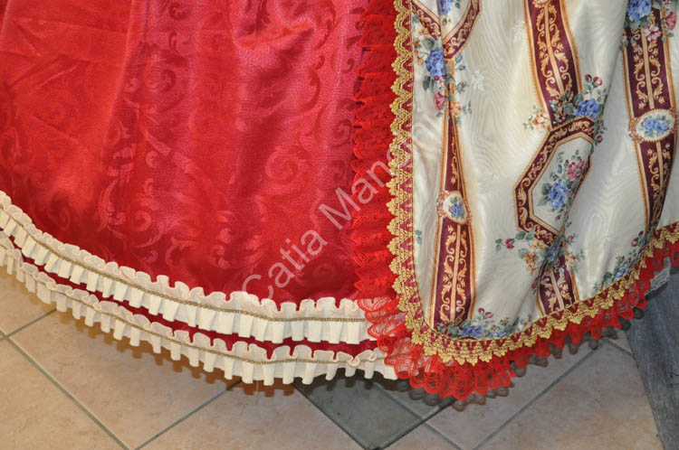 Vestito femminile ballo cavalchina 1700 (12)