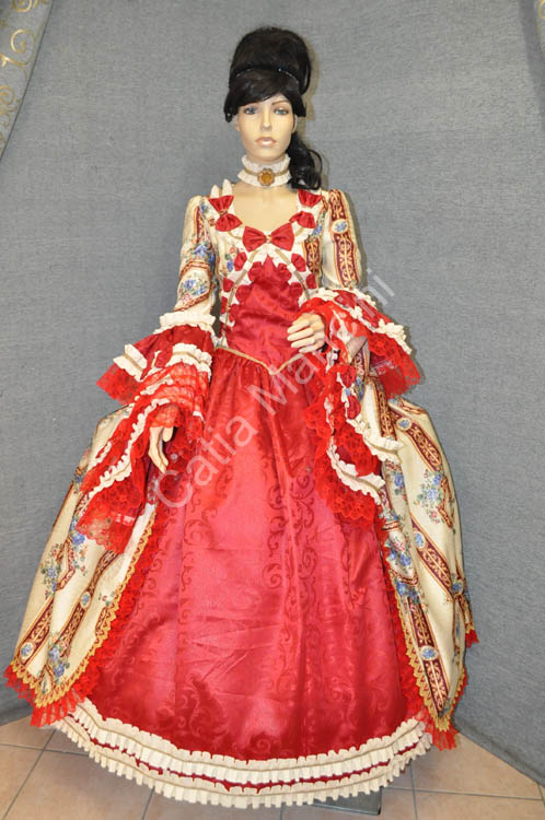 Vestito femminile ballo cavalchina 1700 (13)