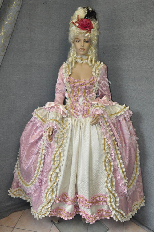 Costume Dama del 1700 (5)