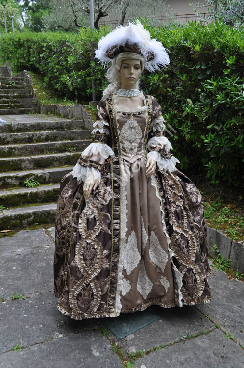 Catia Mancini Costume Borghesia 1700 (200)