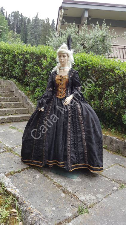 Costume Dama Nera del 1700 Catia Mancini (14)