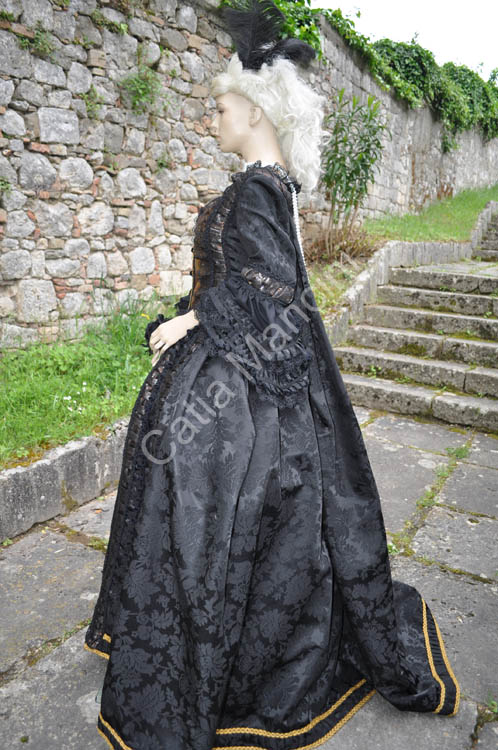 Costume Dama Nera del 1700 Catia Mancini (7)