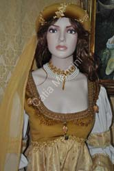 Vestito Femminile del Medioevo (10)