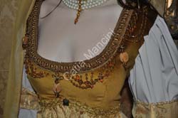 Vestito Femminile del Medioevo (13)