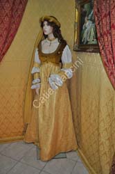 Vestito Femminile del Medioevo