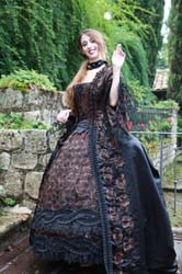 madetomeasure historicalcostume (1)