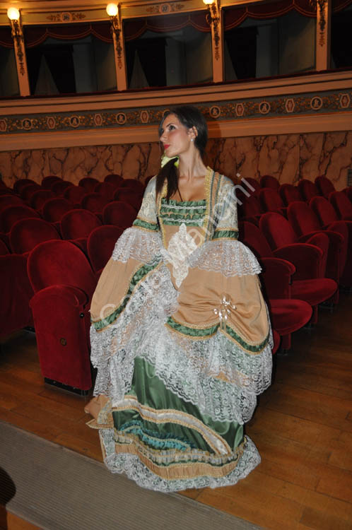 Venetian woman costume for sale 7