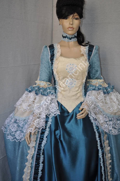 Costume Marie Antoinette of 1700 women (14)