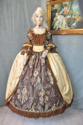 Settecento Costume 1700