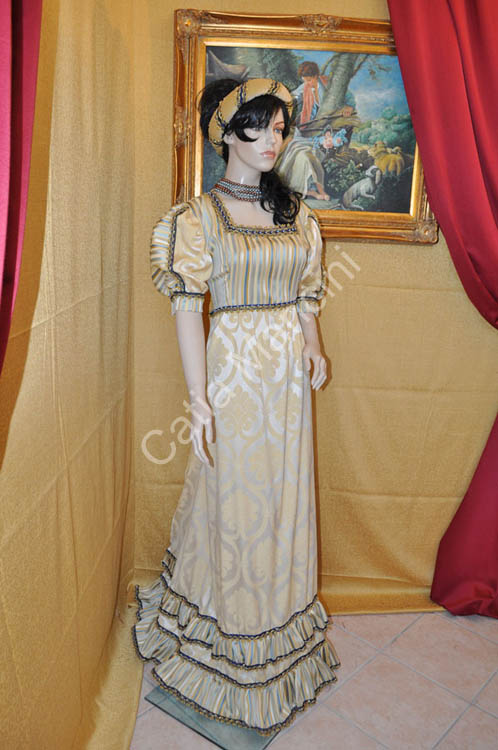 Veste tipica del 1400 Medioevo (1)