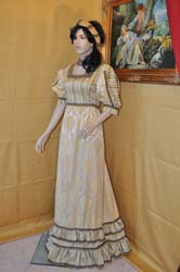 Veste tipica del 1400 Medioevo (2)