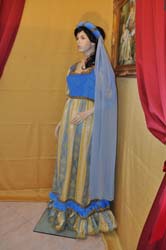 Costume del Medioevo Veste Femminile (3)