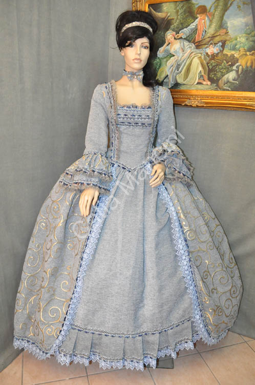 Costume-Storico-Donna-1700