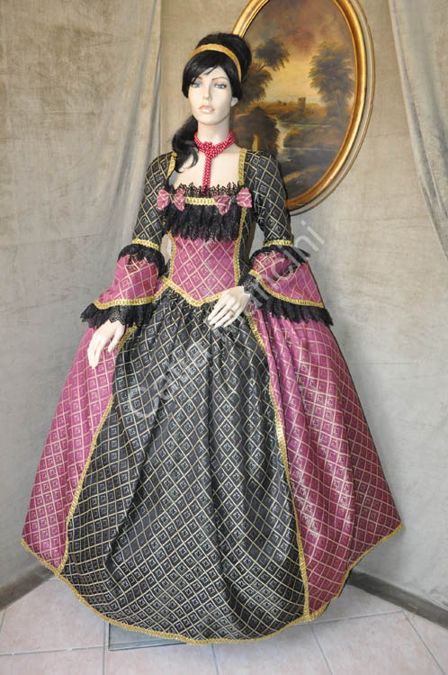 CostuimeStorico