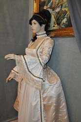 Abito-Femminile-Veneziano (6)