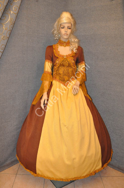Vestito donna del 1700 (6)
