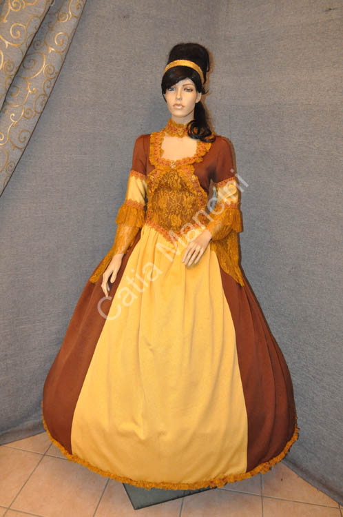 Vestito donna del 1700 (8)