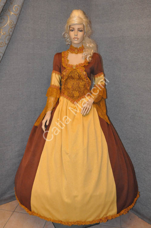 Vestito donna del 1700
