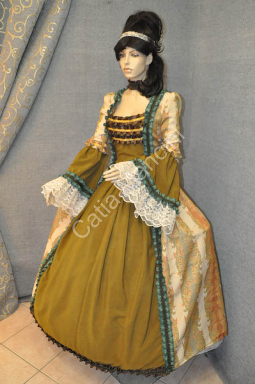 costume teatrale 1750