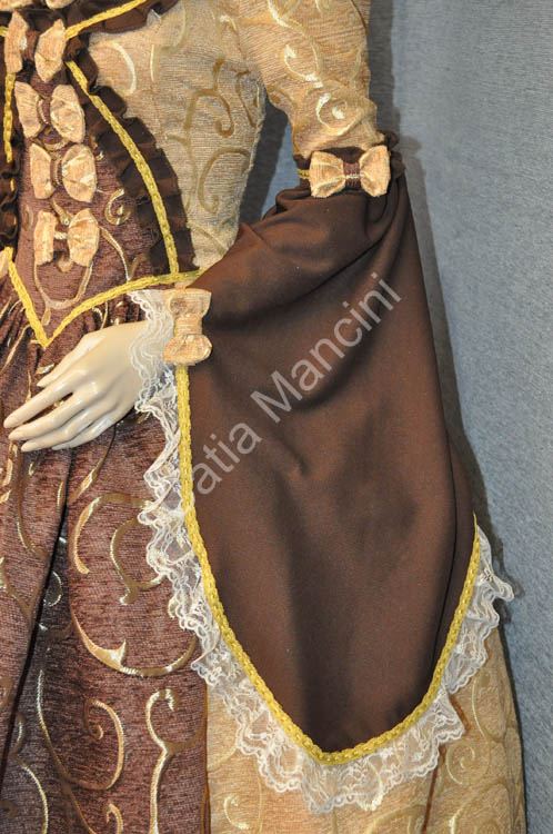 costume epoca 1700 (5)