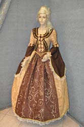 costume epoca 1700 (9)