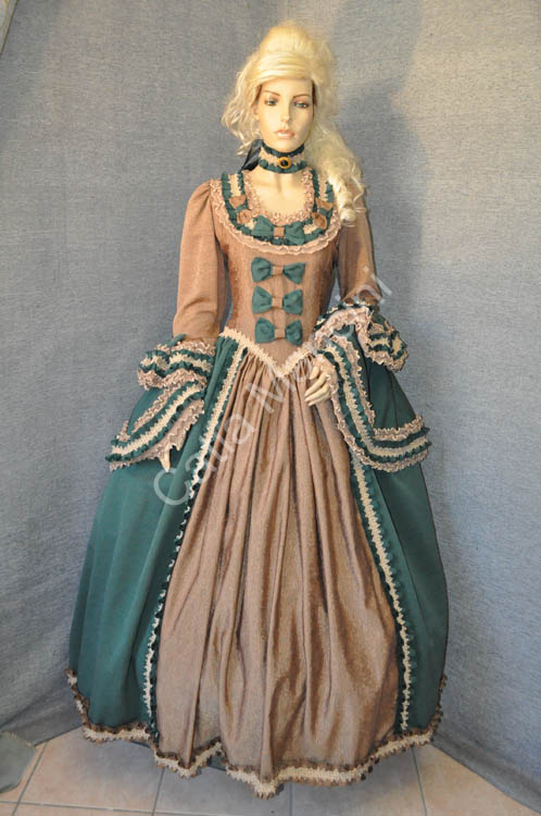 Costume del Settecento Donna (14)