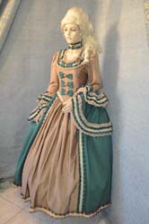 Costume del Settecento Donna (2)