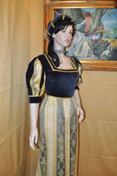 Costume Vestito Abito del Medioevo