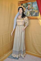 Costume Storico del XV Secolo (1)