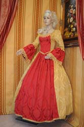 Abito tipico del 1719 (13)