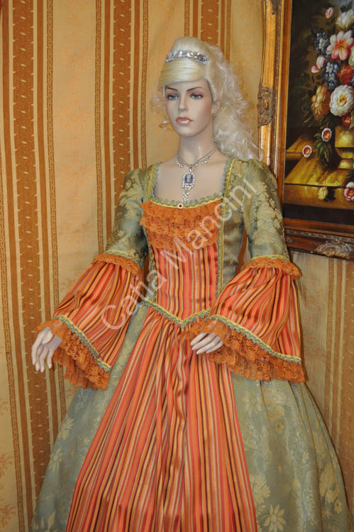 Vestiti di Carnevale su misura (10)