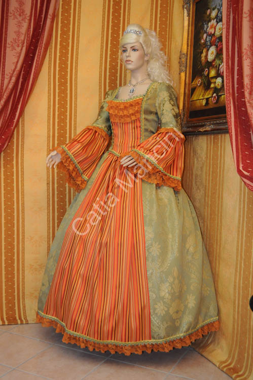Vestiti di Carnevale su misura (11)