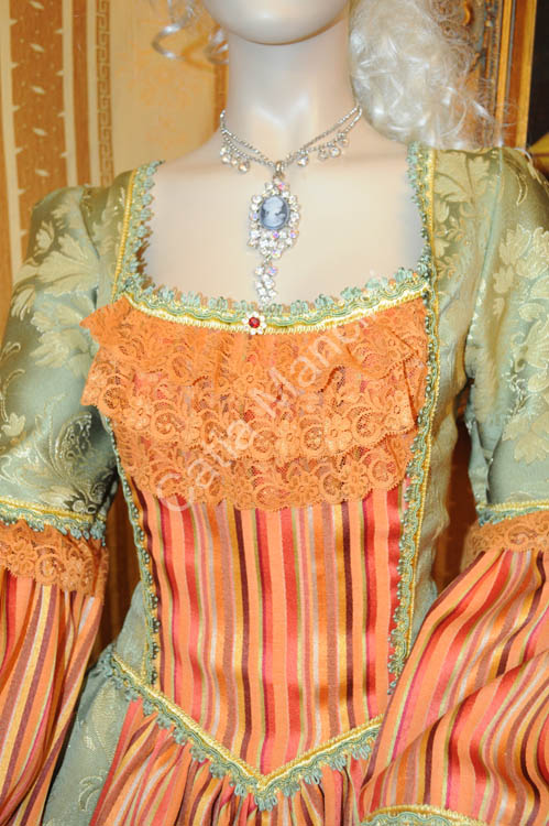 Vestiti di Carnevale su misura (15)