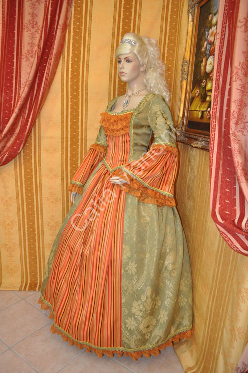 Vestiti di Carnevale su misura (3)