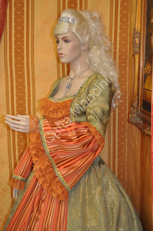 Vestiti di Carnevale su misura (6)