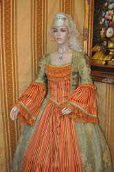 Vestiti di Carnevale su misura (10)