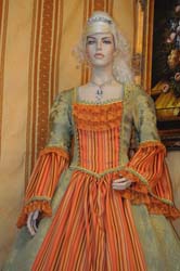 Vestiti di Carnevale su misura (2)