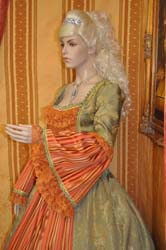Vestiti di Carnevale su misura (6)