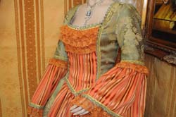 Vestiti di Carnevale su misura (7)