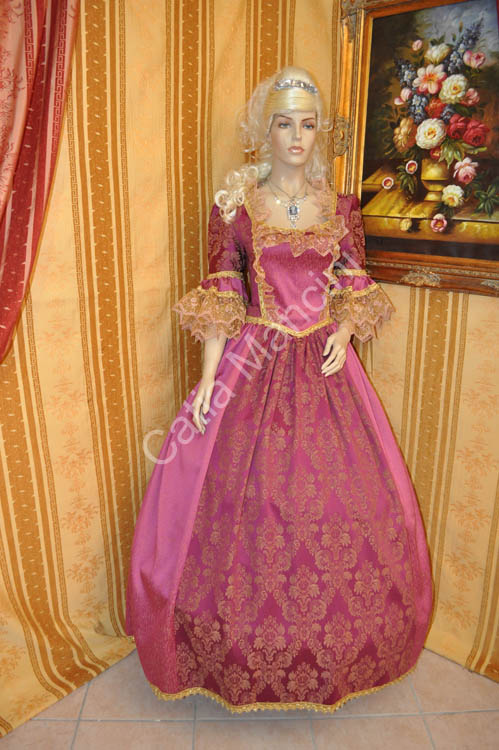 Vendita costumi e vestiti di carnevale (5)