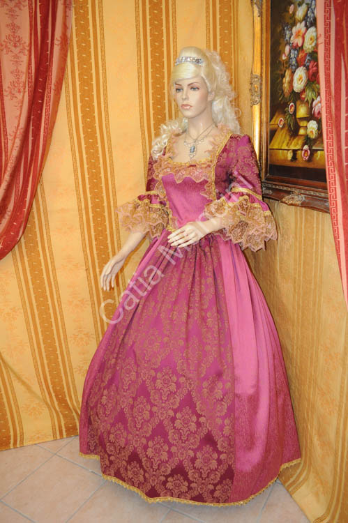 Vendita costumi e vestiti di carnevale (8)