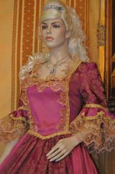 Vendita costumi e vestiti di carnevale (7)