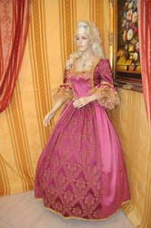 Vendita costumi e vestiti di carnevale (8)