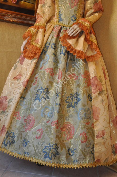 Venetian Costumes for rent (12)