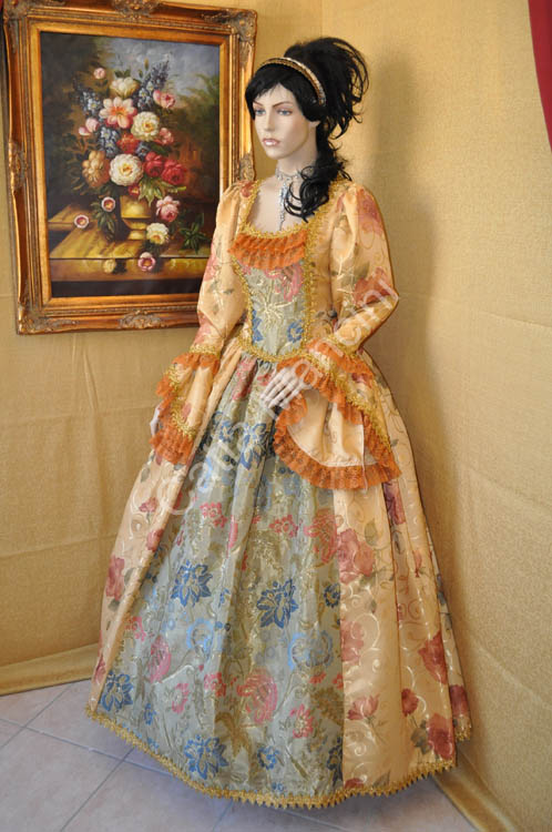Venetian Costumes for rent (3)